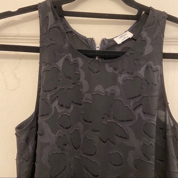 Wilfred Flowerlace Black Tanktop with beautiful zipper detail. Size Xxs. - Picture 3 of 9